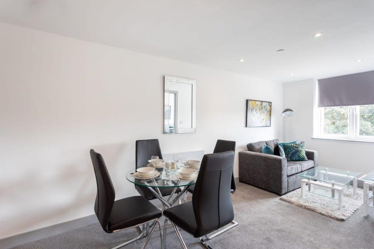 Charming 1 Bedroom Apartment In Leeds Leeds  Exterior photo